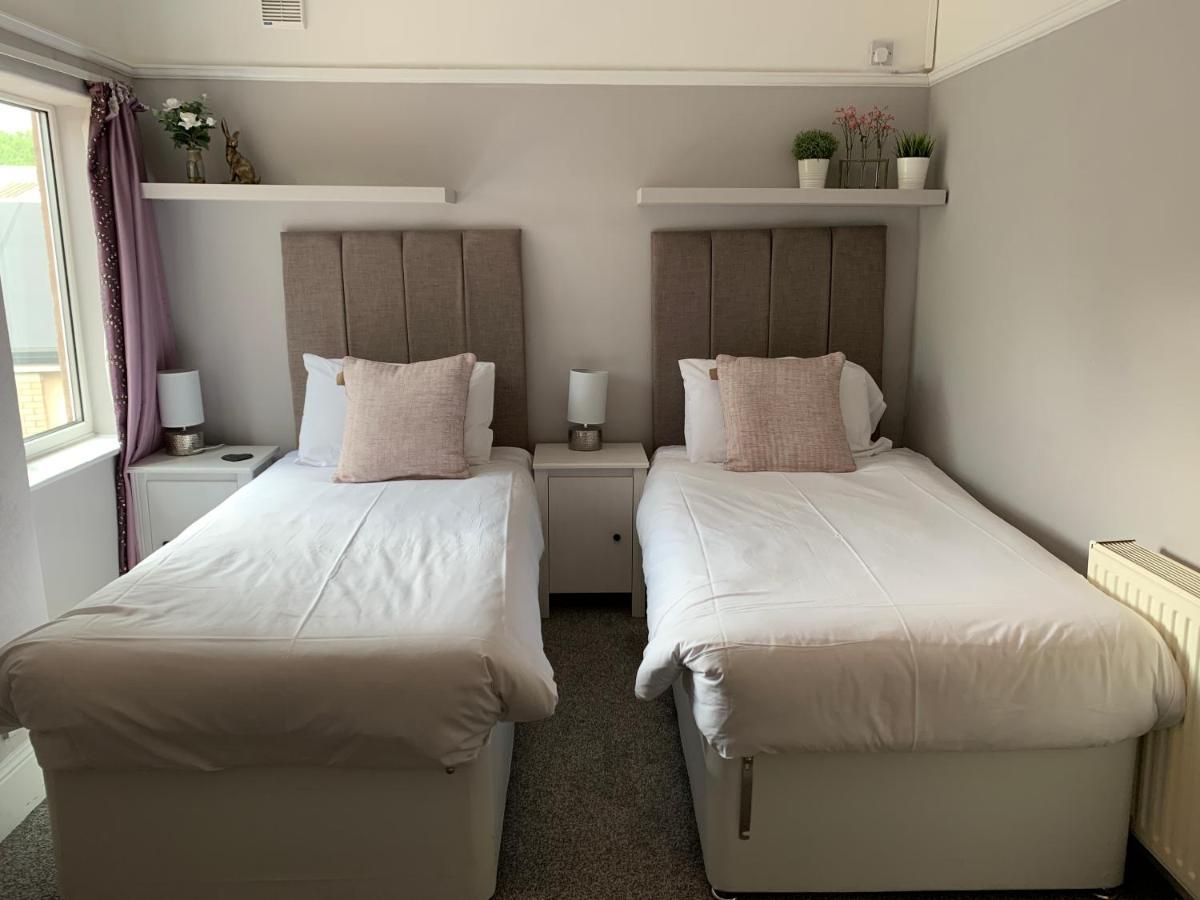 Newlyn House Apartment Christleton Bagian luar foto