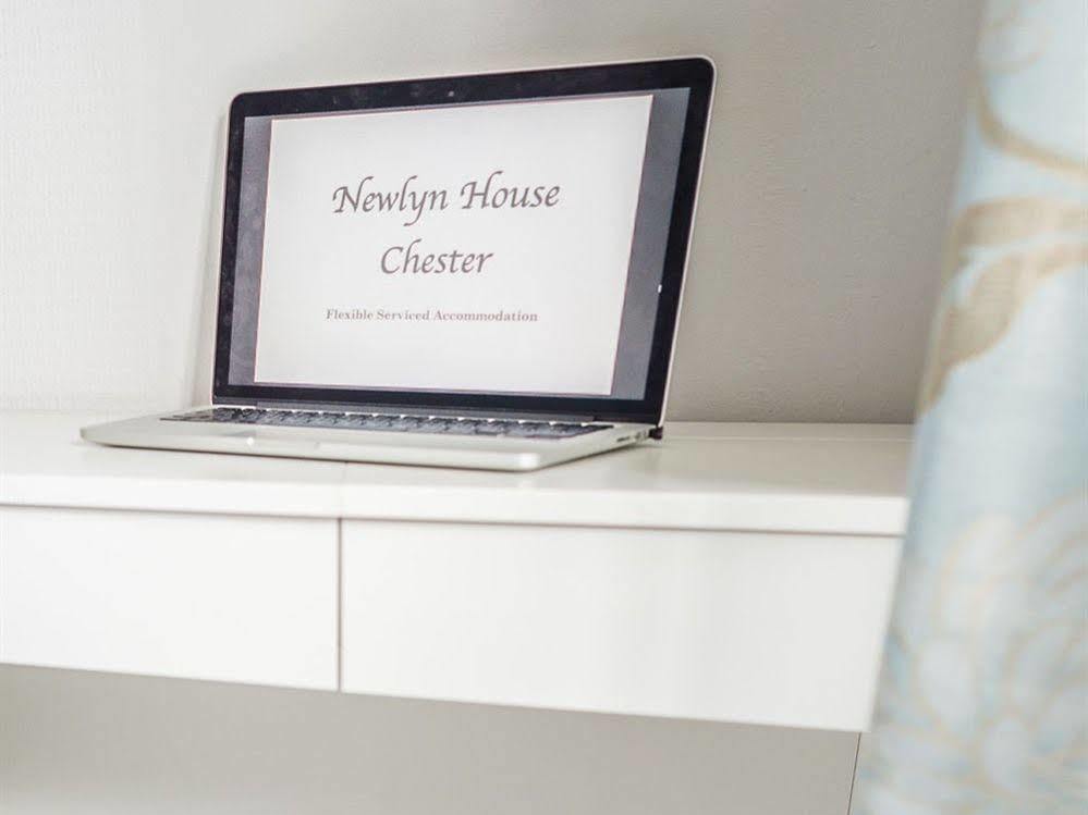 Newlyn House Apartment Christleton Bagian luar foto